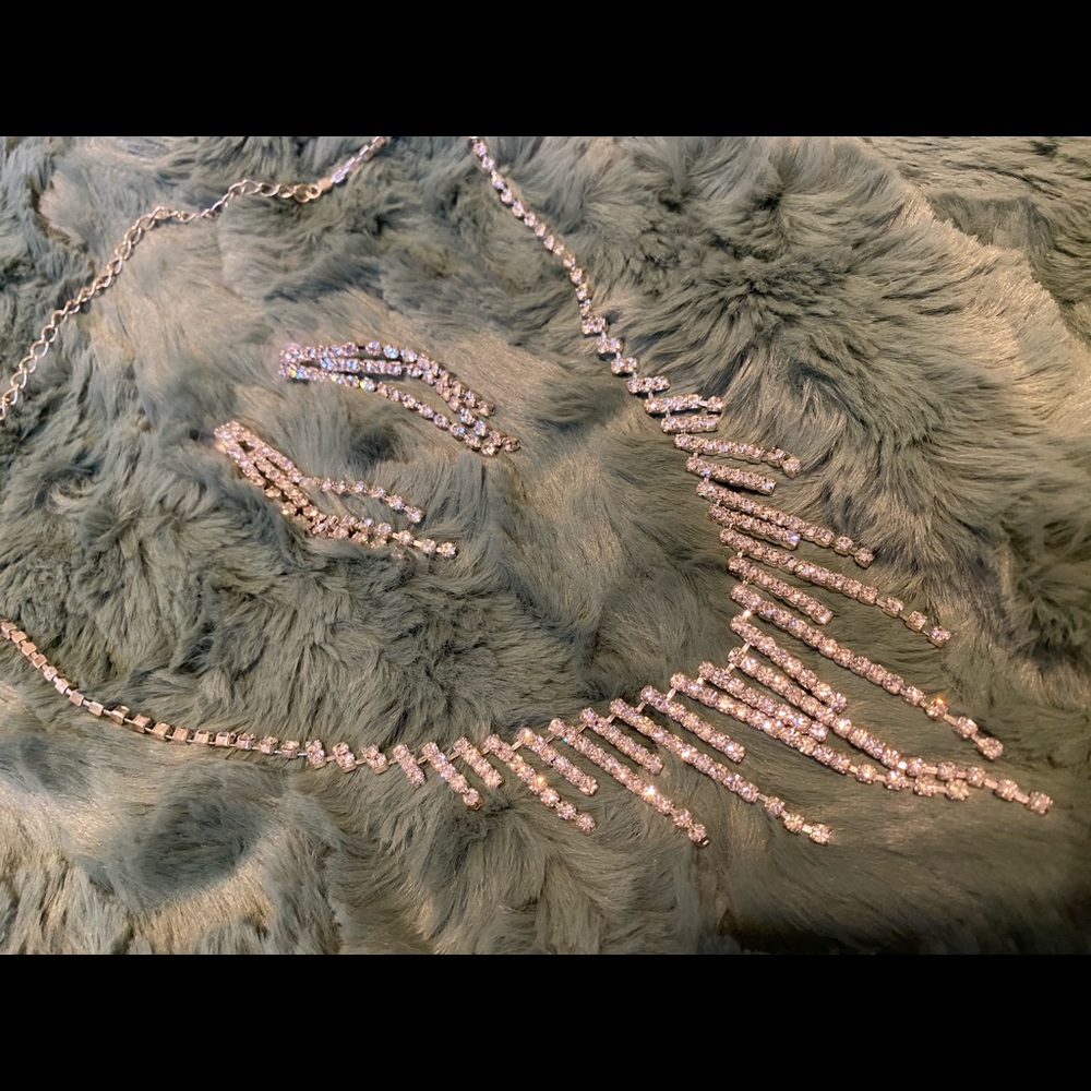 Jewelry - Picture 2 of 5